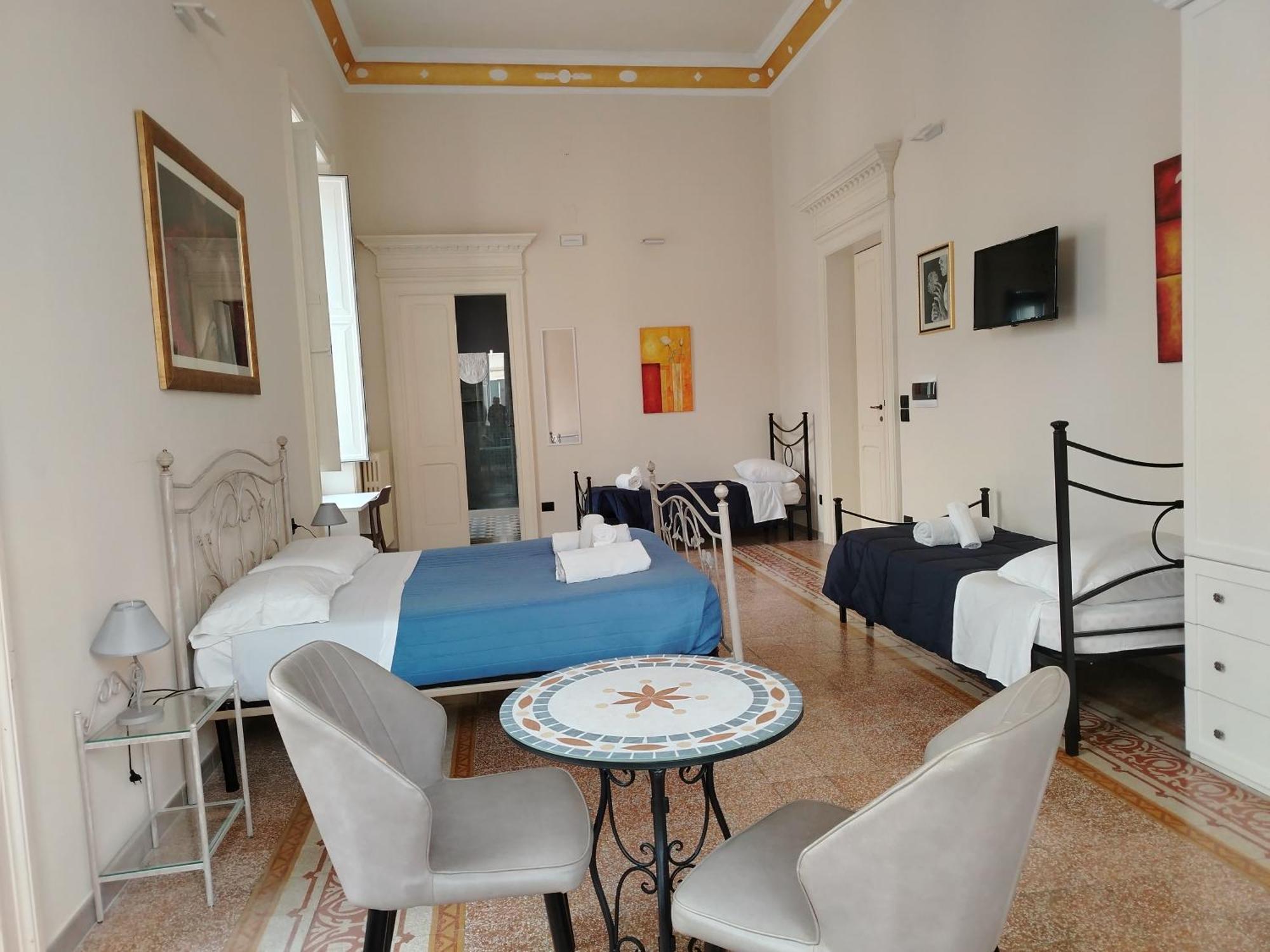 Palazzo Castellano Bed & Breakfast Lecce Exterior photo