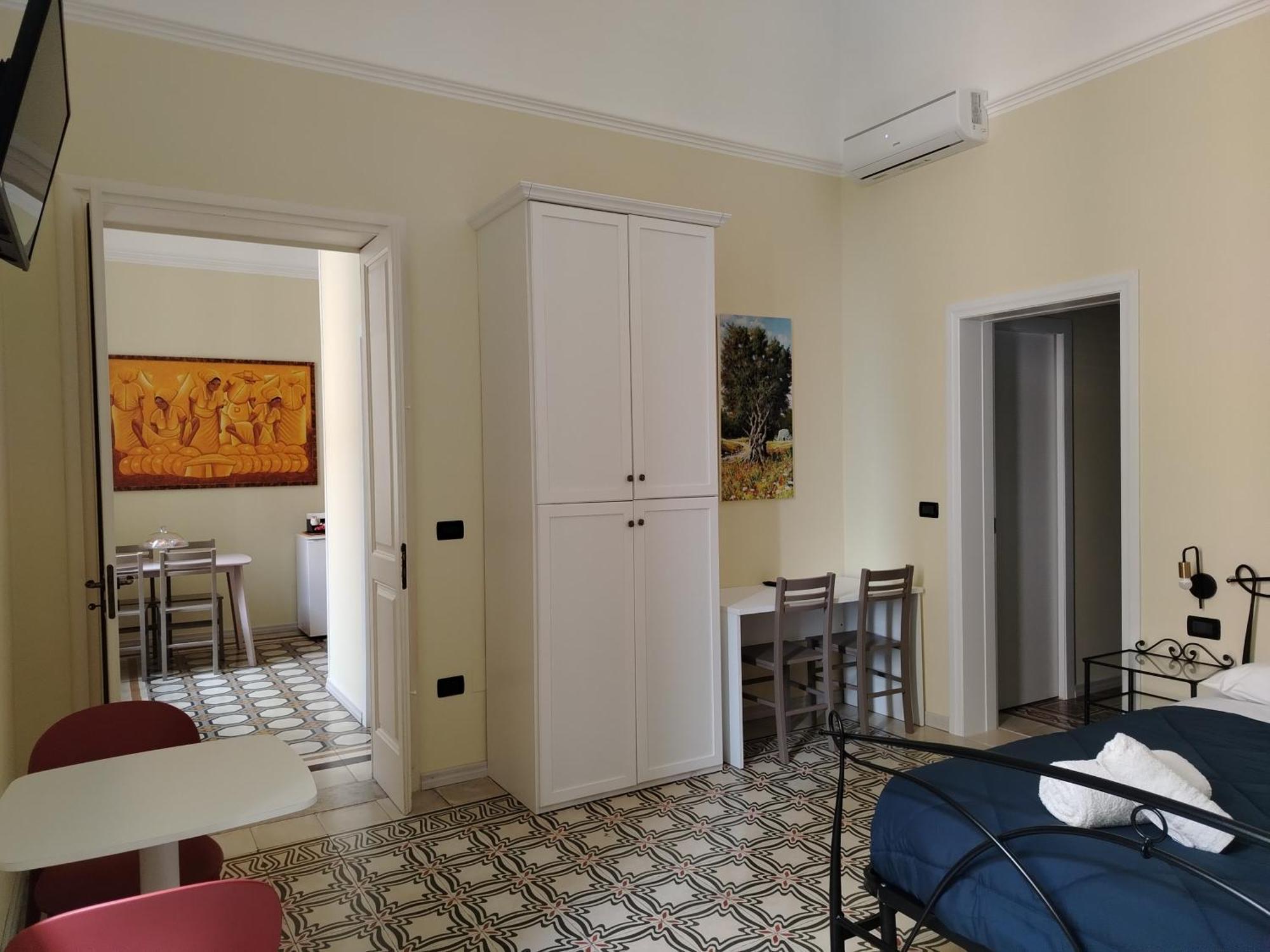Palazzo Castellano Bed & Breakfast Lecce Exterior photo